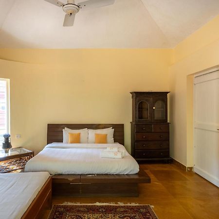 Saffronstays Garnet House มหาบาเลชวาร์ ภายนอก รูปภาพ