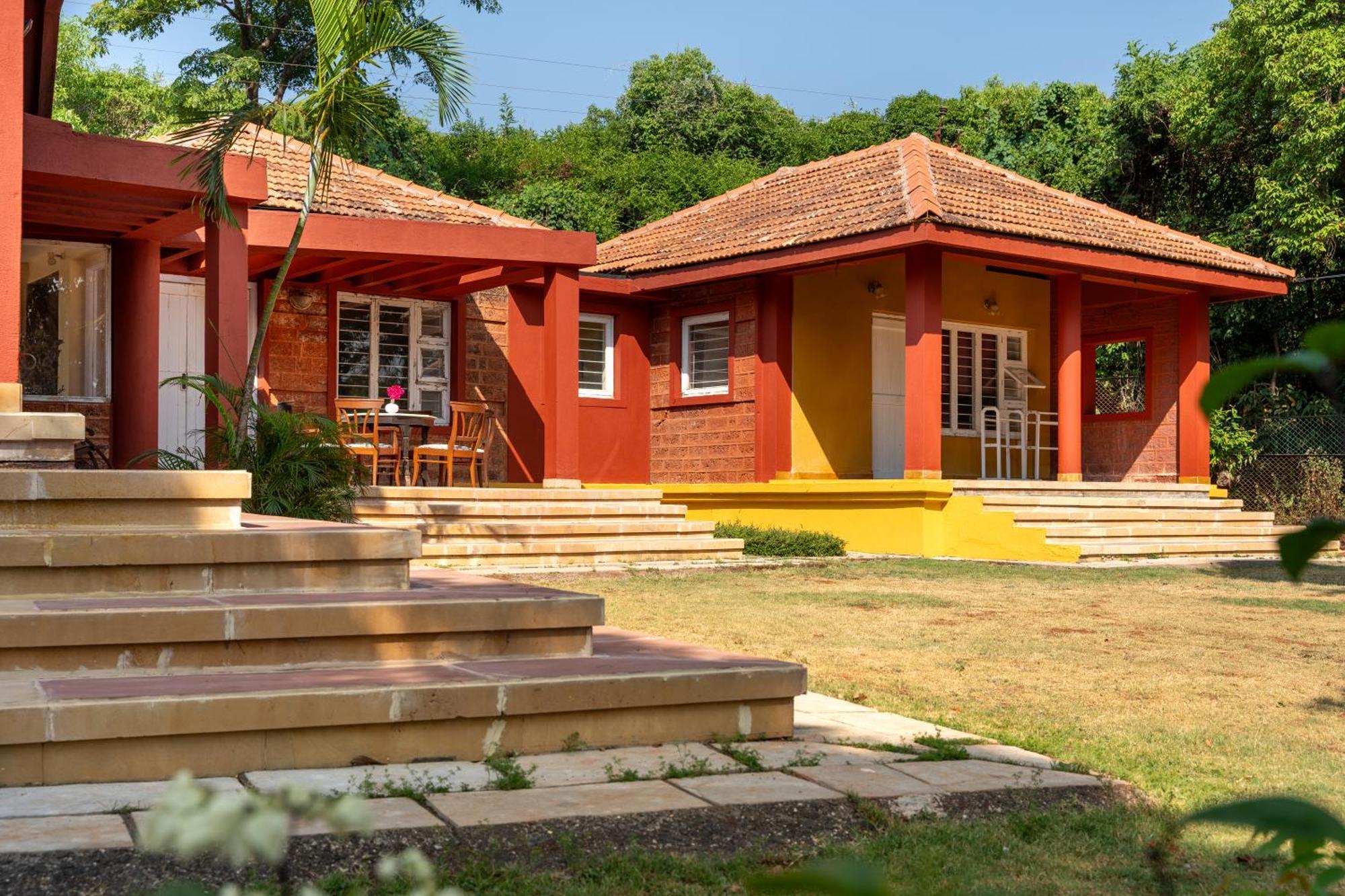 Saffronstays Garnet House มหาบาเลชวาร์ ภายนอก รูปภาพ